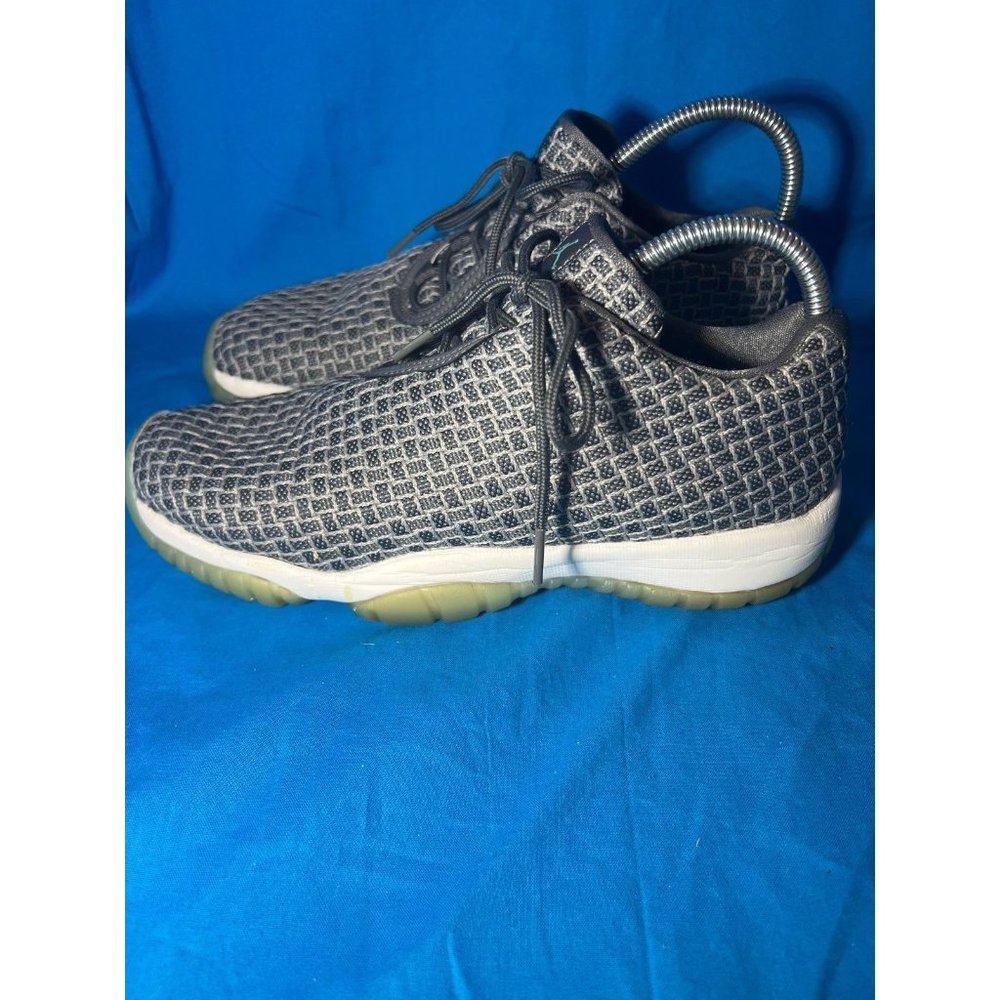 NIKE Air Jordan Future Low Wolf Gray Size 7Y